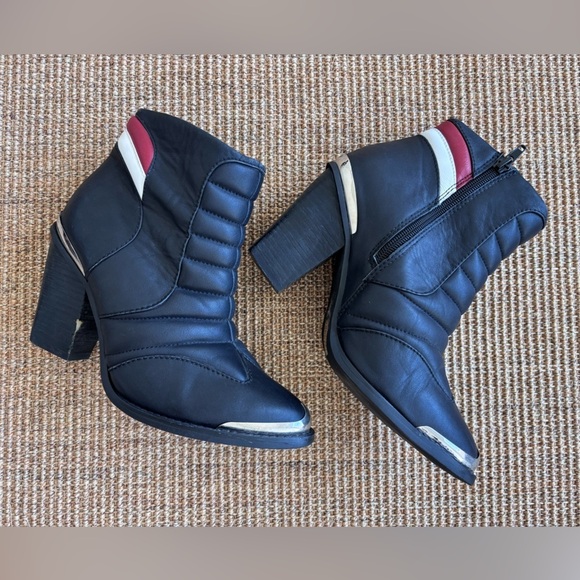 Jeffrey Campbell X Free People Danica Leather Black Zip Up Ankle Short Boot - Picture 6 of 16